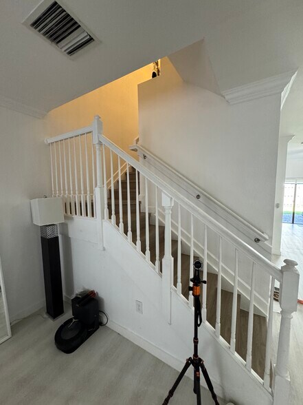 STAIRS - 8880 NW 102nd Pl