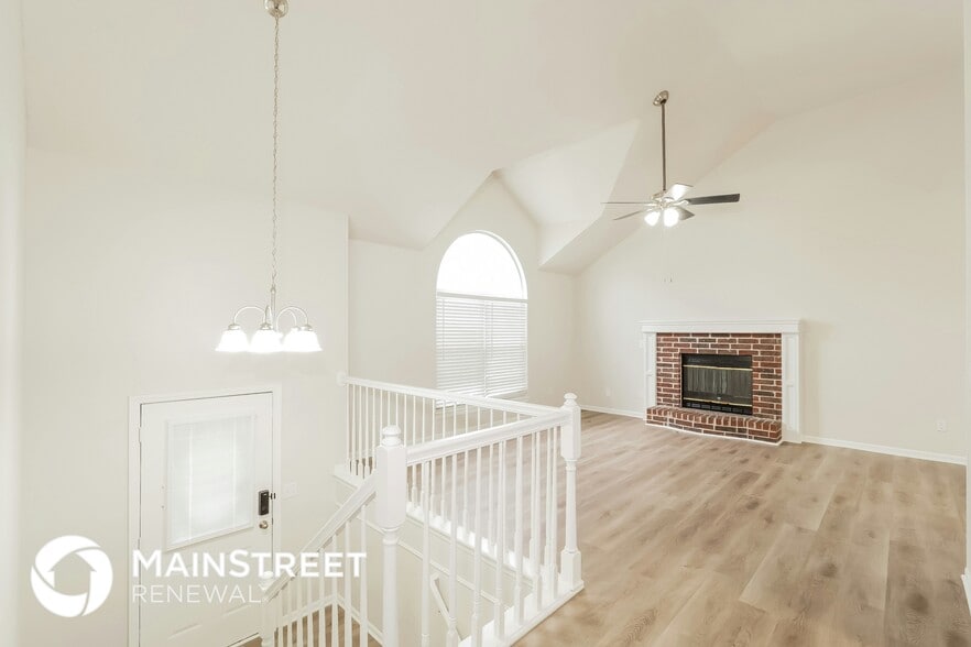 Building Photo - 1607 Christi Ln