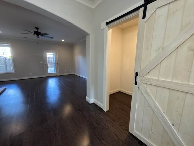 Building Photo - 999 Lennox Blvd