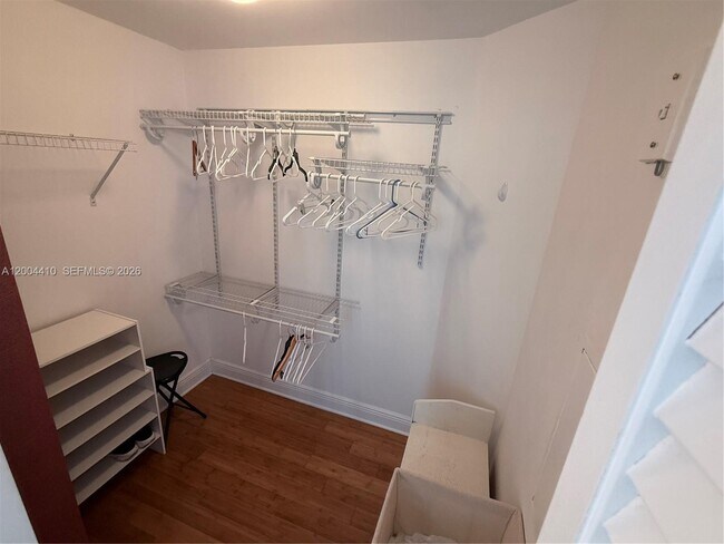 Building Photo - 7275 SW 89th St