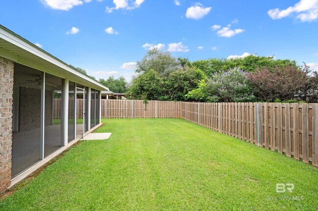 Building Photo - 25930 Overton Dr