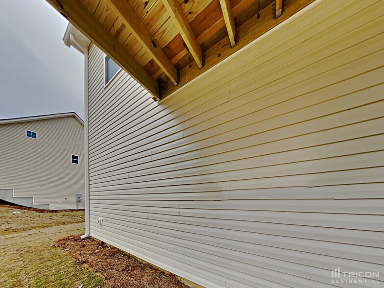 Building Photo - 317 Arbor Cir