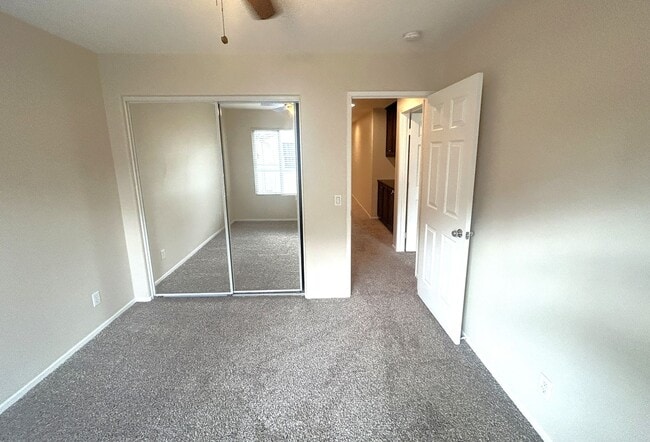 Building Photo - Isidora Lane  Eastvale, Ca (3 bed, 2.5 bath)