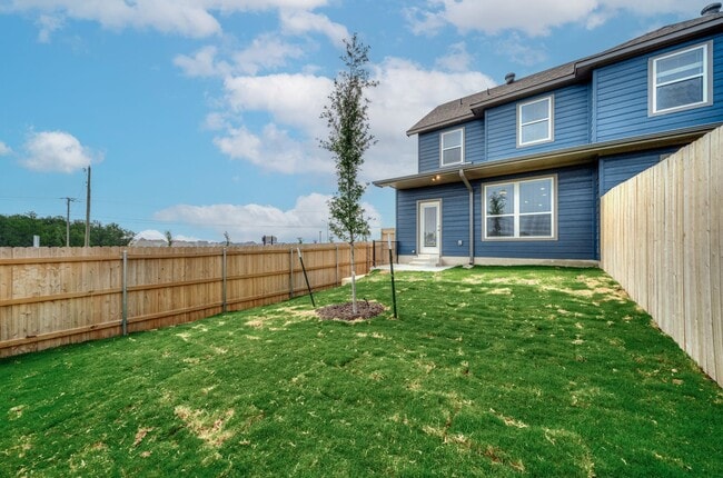 Building Photo - 8444 Adelaide Dr