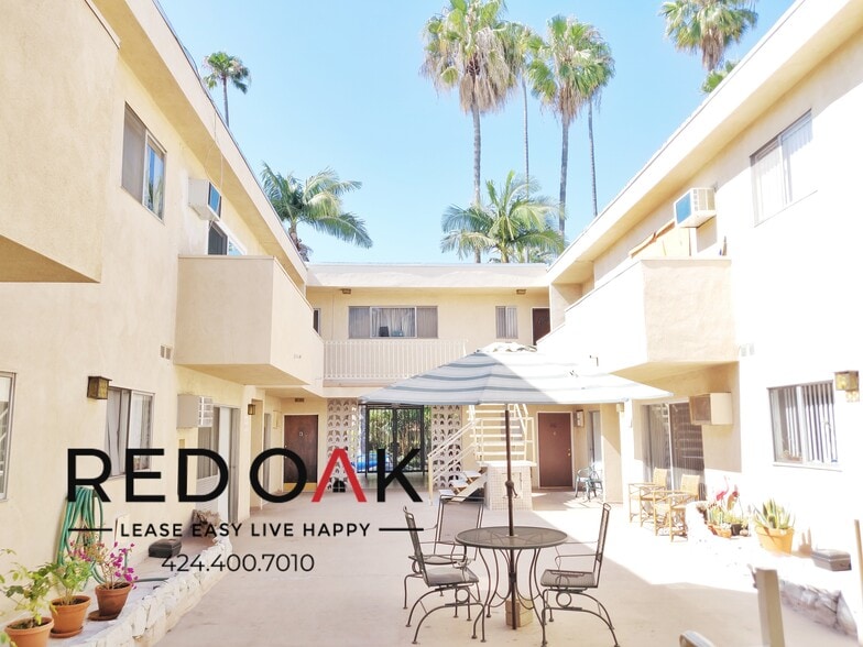 Building Photo - 7720 Hampton Ave