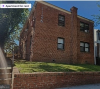Building Photo - 1126 48th Pl NE