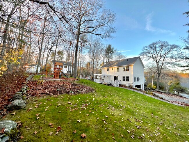 Building Photo - 125 Ridgeview Dr