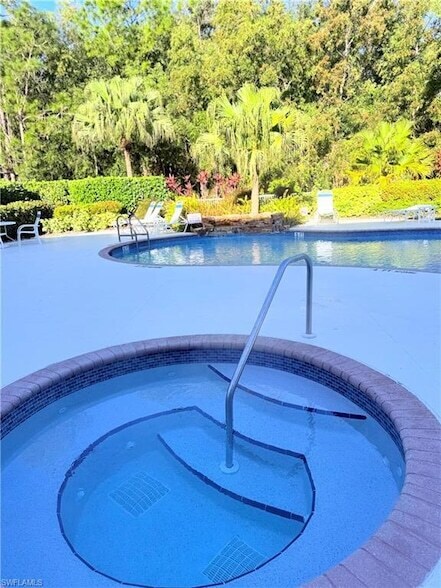 Building Photo - 9175 Celeste Dr