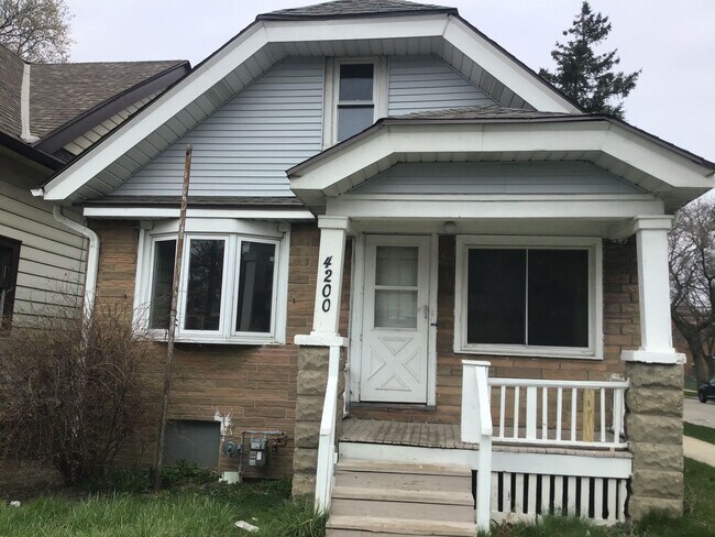 Primary Photo - 3 Bedroom Single Family Home