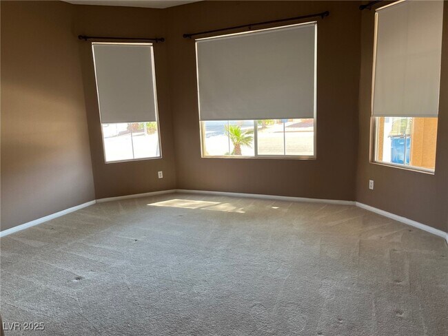 Building Photo - 8640 Castle Hill Ave