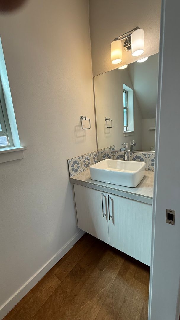 Building Photo - Video! Beautiful new large four bedroom ho...