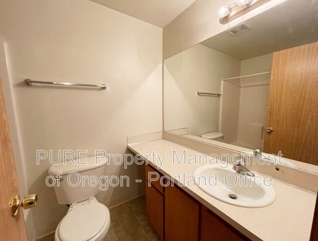Building Photo - 2619 SE 125th Ave