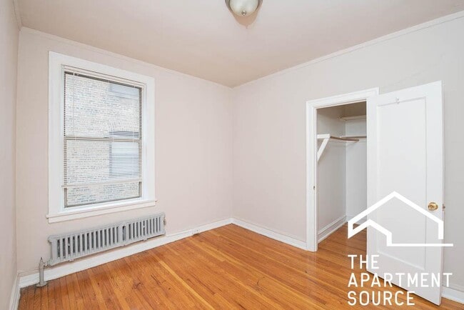 Building Photo - 1365 W Estes Ave