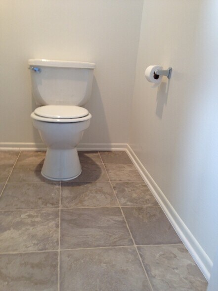 Building Photo - 7665 Fountain Ave