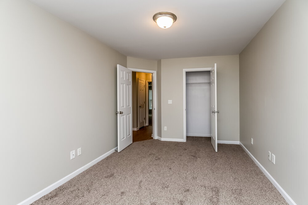 Building Photo - 172 Lantana Dr