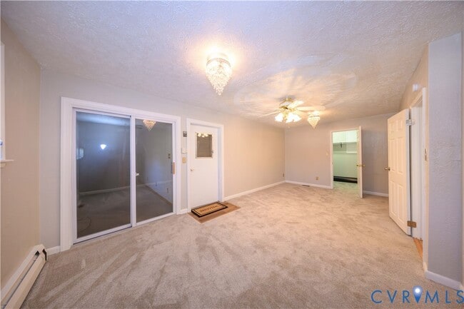 Building Photo - 209 Poe St