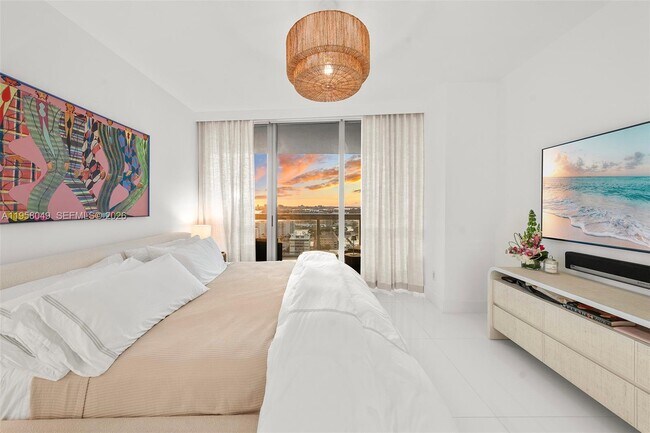 Building Photo - 6899 Collins Ave