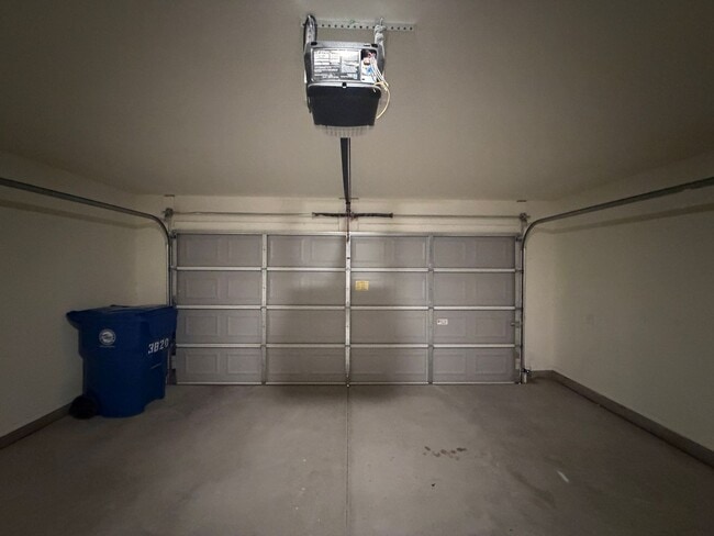 Building Photo - 3 Bedroom Single Story Home Available Near Huning Ranch Loop SW & Main St NW in Los Lunas!