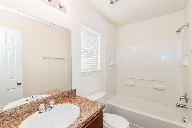 Building Photo - 2803 Junction Dr
