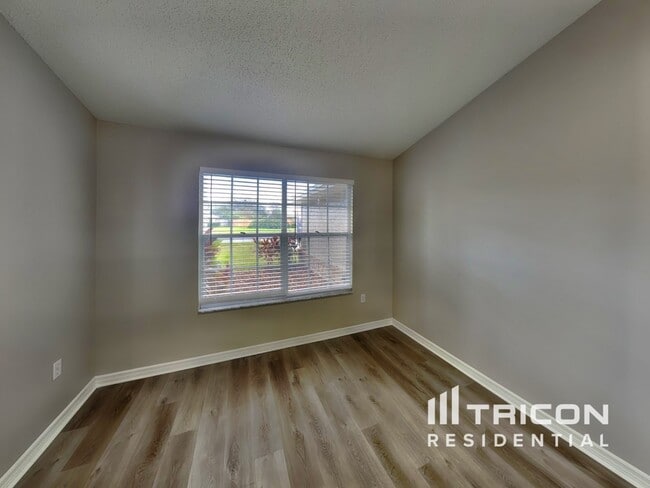 Building Photo - 958 Shriver Cir