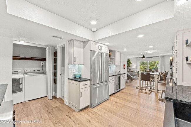 Building Photo - 1428 Rose Ct