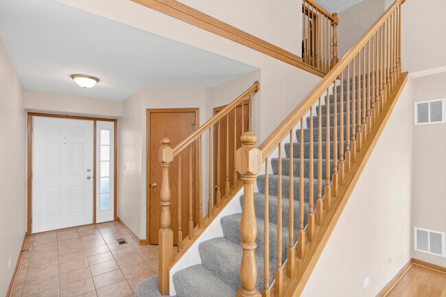 Building Photo - 10549 Wakefield Ln