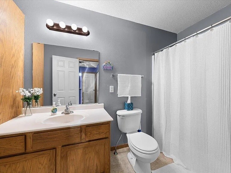 Building Photo - 158 Bridgewater Trl