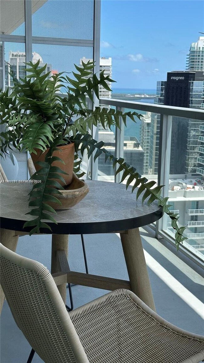 Building Photo - 79 SW 12th St