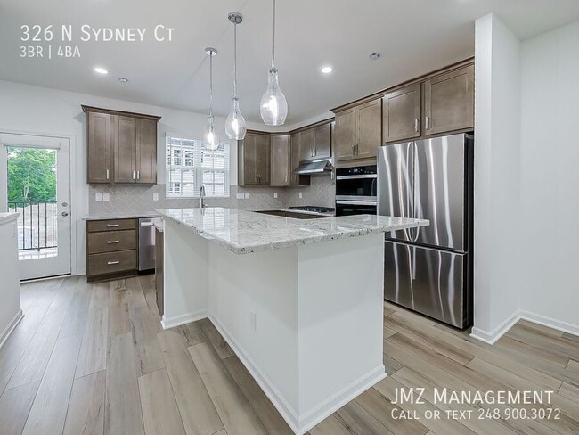 Building Photo - 326 N Sydney Ct