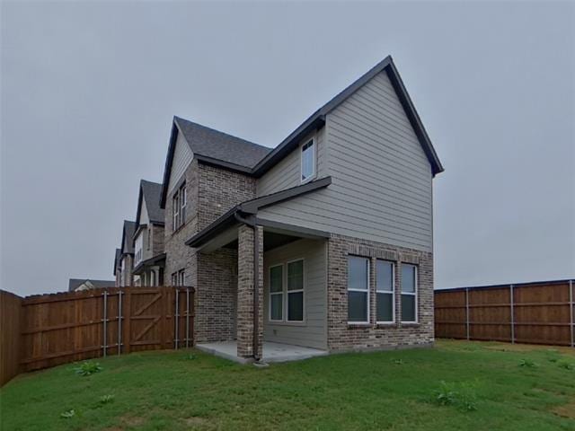 Building Photo - 317 Lincoln Cir