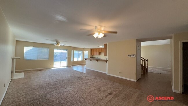 Building Photo - Amazing 5 Bedroom Home In Southwest!