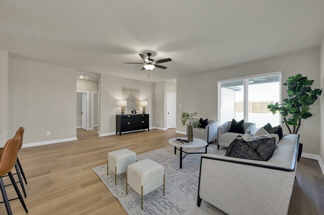 Building Photo - 23110 Dadi Orchid Dr