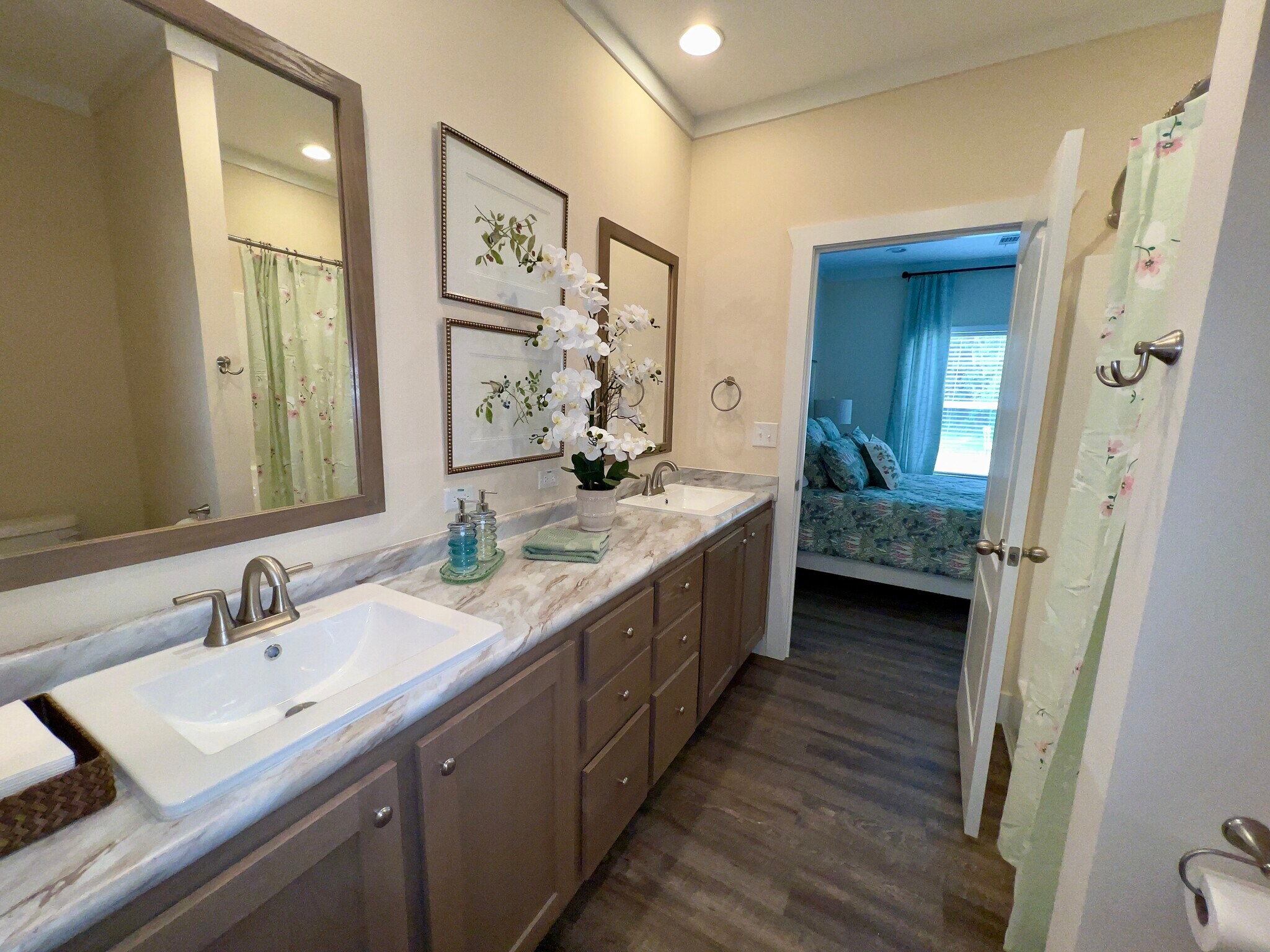 Primary Bathroom with Furniture - 600 Vera K Ct