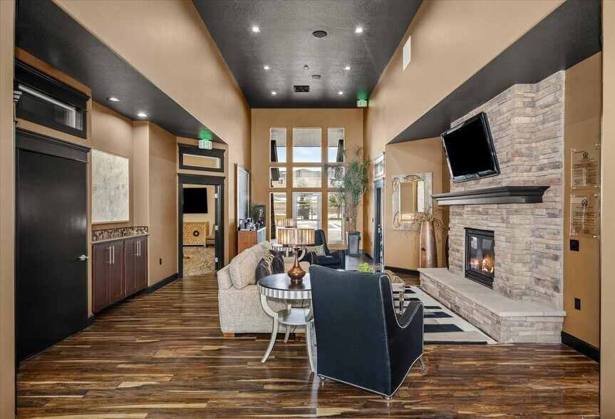 Lounge - The Reserve at Shelley Lake