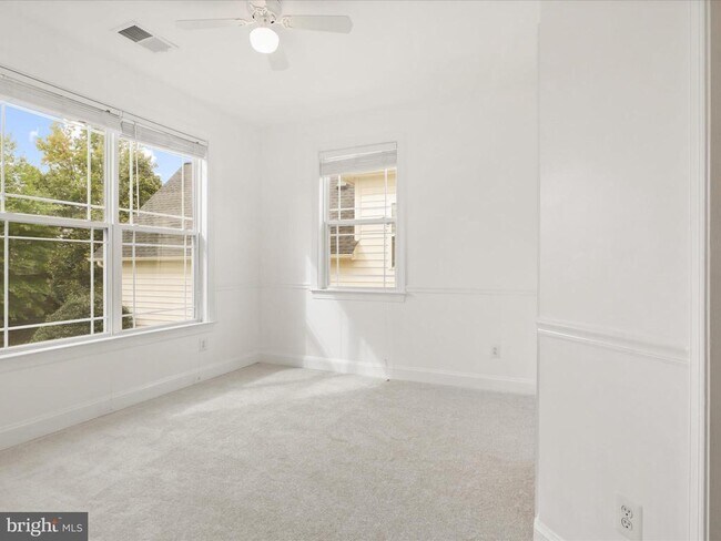 Building Photo - 8500 Indian Paintbrush Way