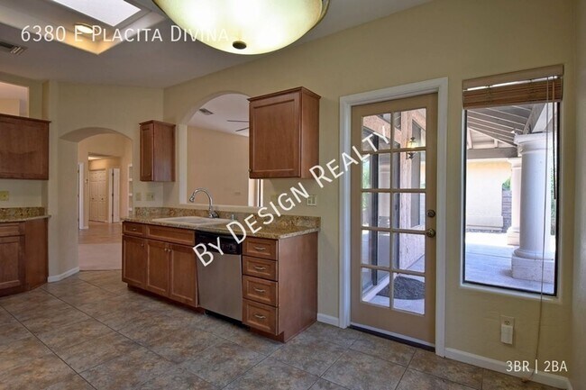 Building Photo - Las Ventanas 3 Bed 2 Bath - Close to Golf,...