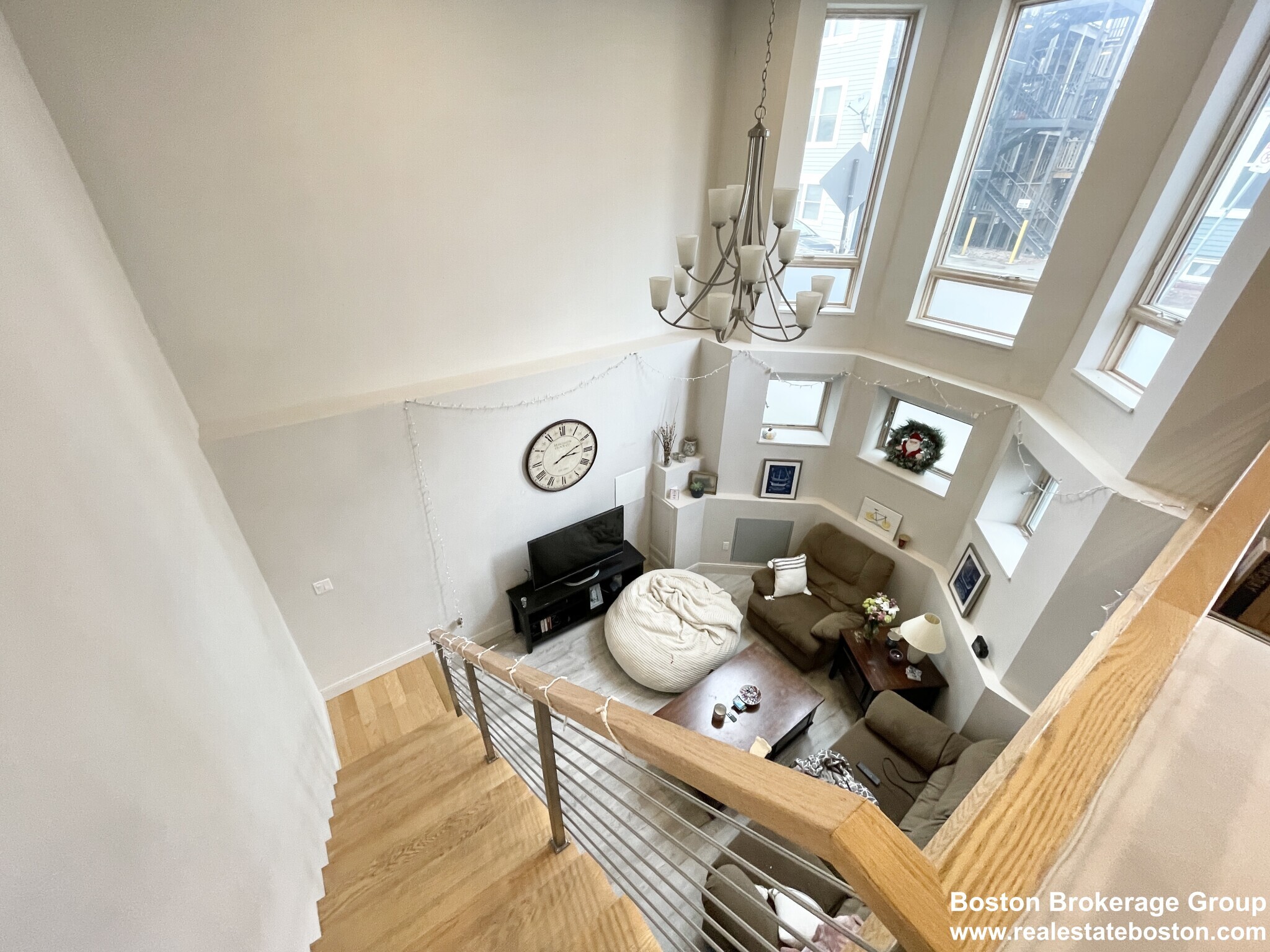 Building Photo - 42 Washburn St