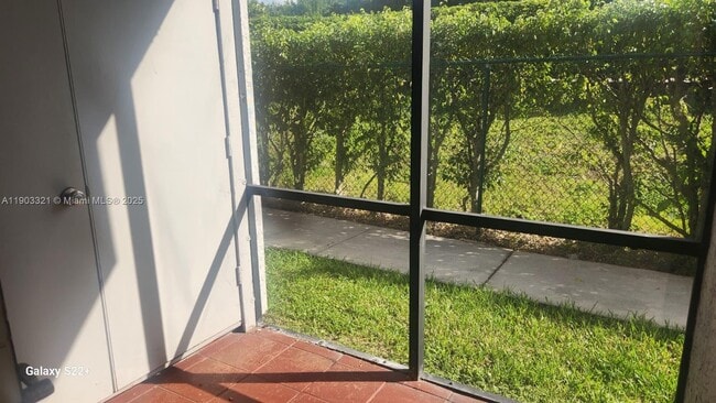 Building Photo - 15040 SW 103rd Ln