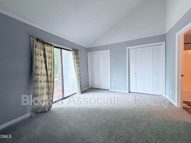 Building Photo - 378 Kittery Point Ln