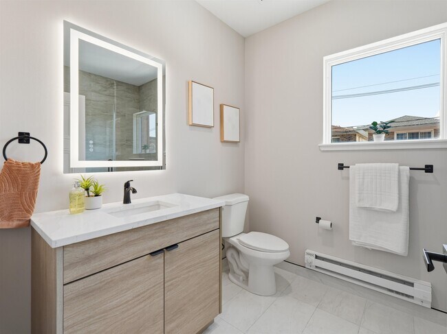 Building Photo - 304 61st St