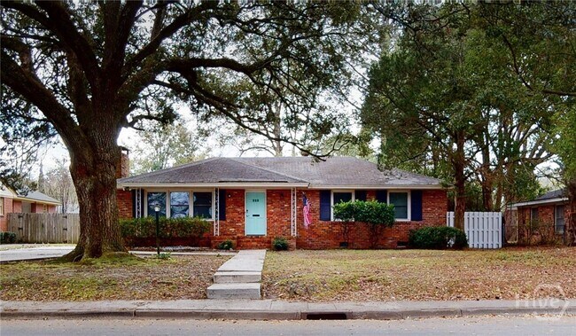 Primary Photo - 329 Oxford Dr