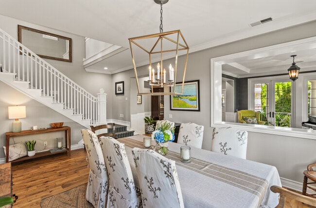 Building Photo - 13 Cape Danbury