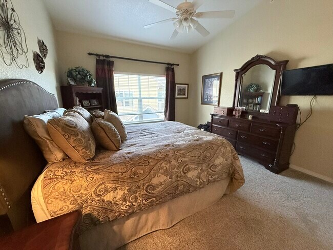 Building Photo - 9438 Ashbury Cir