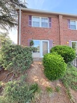Street View of the End Unit - 109 Chaucer Ct