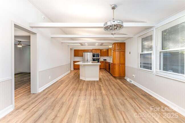 Building Photo - 4301 Eagle Chase Dr
