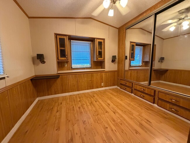 Building Photo - 12614 Orange Lk Dr