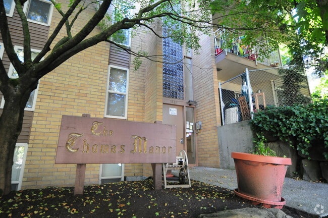 Primary Photo - Thomas Manor Apartments