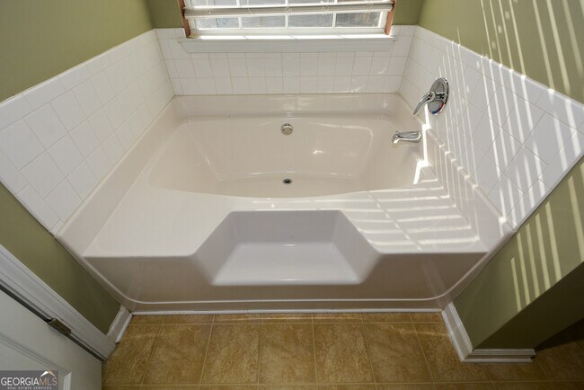 Building Photo - 137 Baywood Crossing