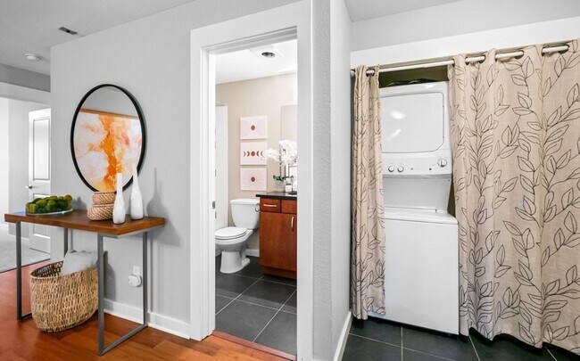 Building Photo - Completely Refreshed Two-Bedroom Condo