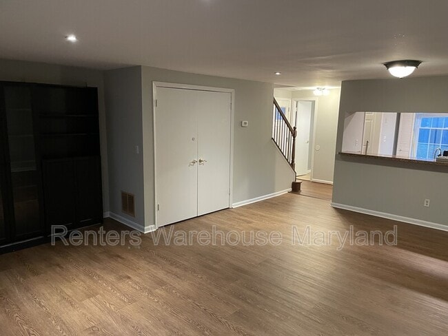 Building Photo - 1331 Stockett Square